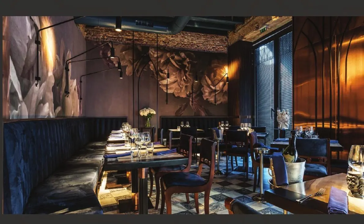 Sala del ristorante I Mori, Milano
